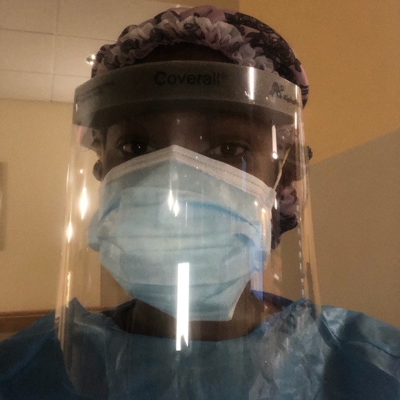 Meet your Posher, Rebecca - Picture 3 of 4